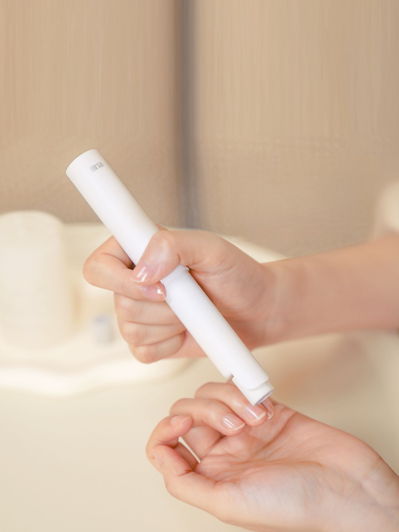 a678083b-33c7-41be-b15d-54f6fb8ba686-Max