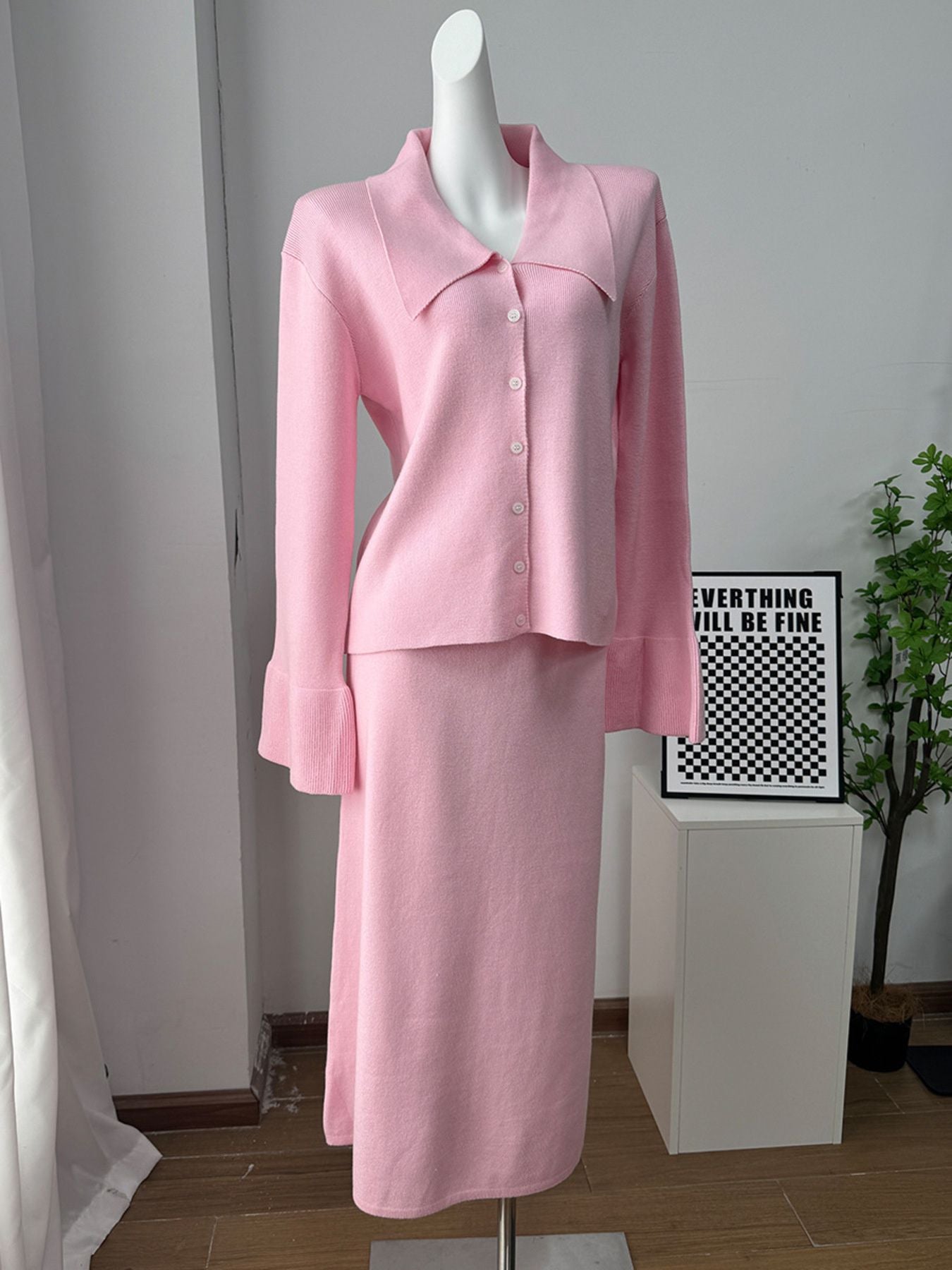 c6e4c311-d79d-4710-bbc9-a025a2cbc3f4-Max