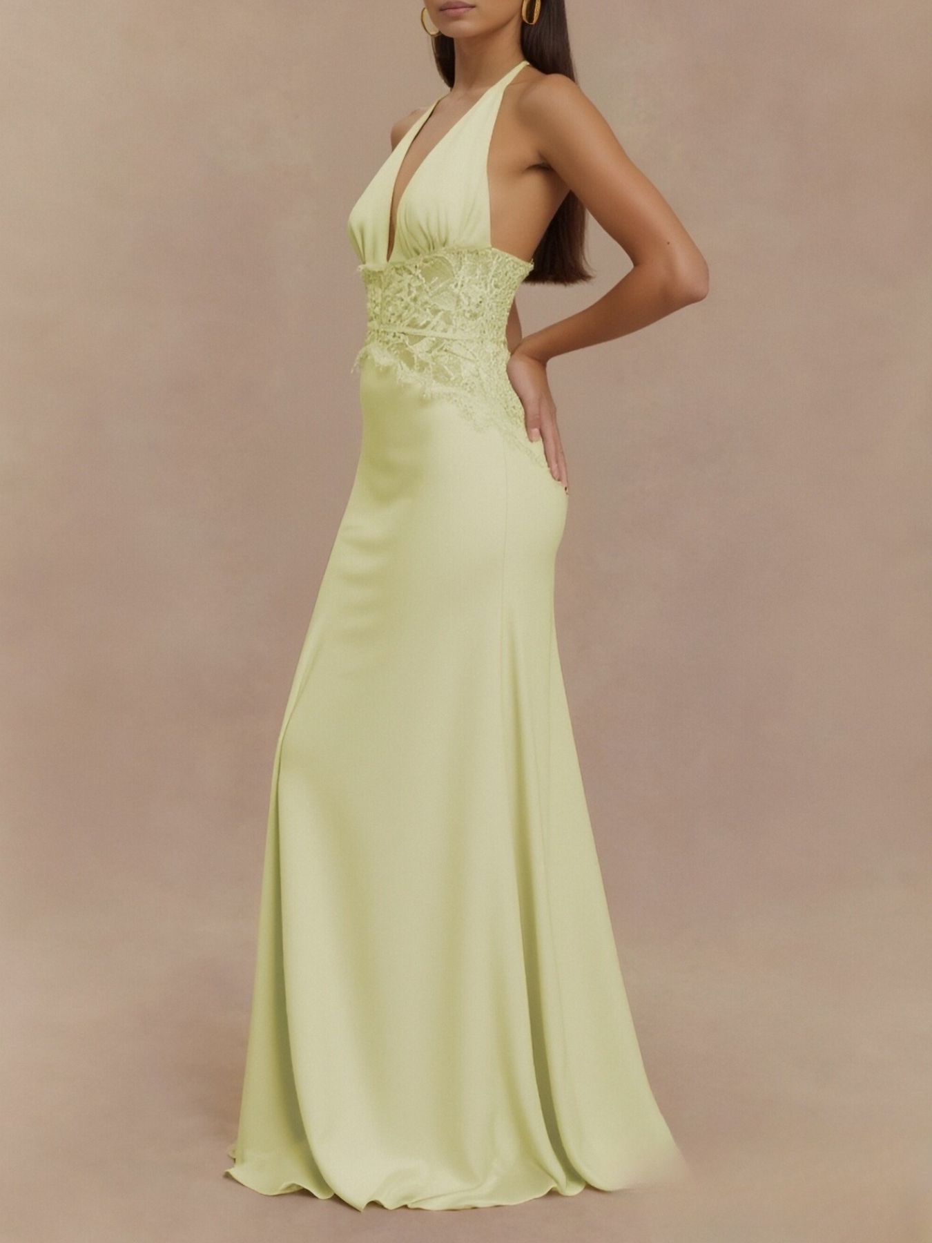 cf20df8d-0af5-4cc1-9d76-dd01d53d1ec3-Max